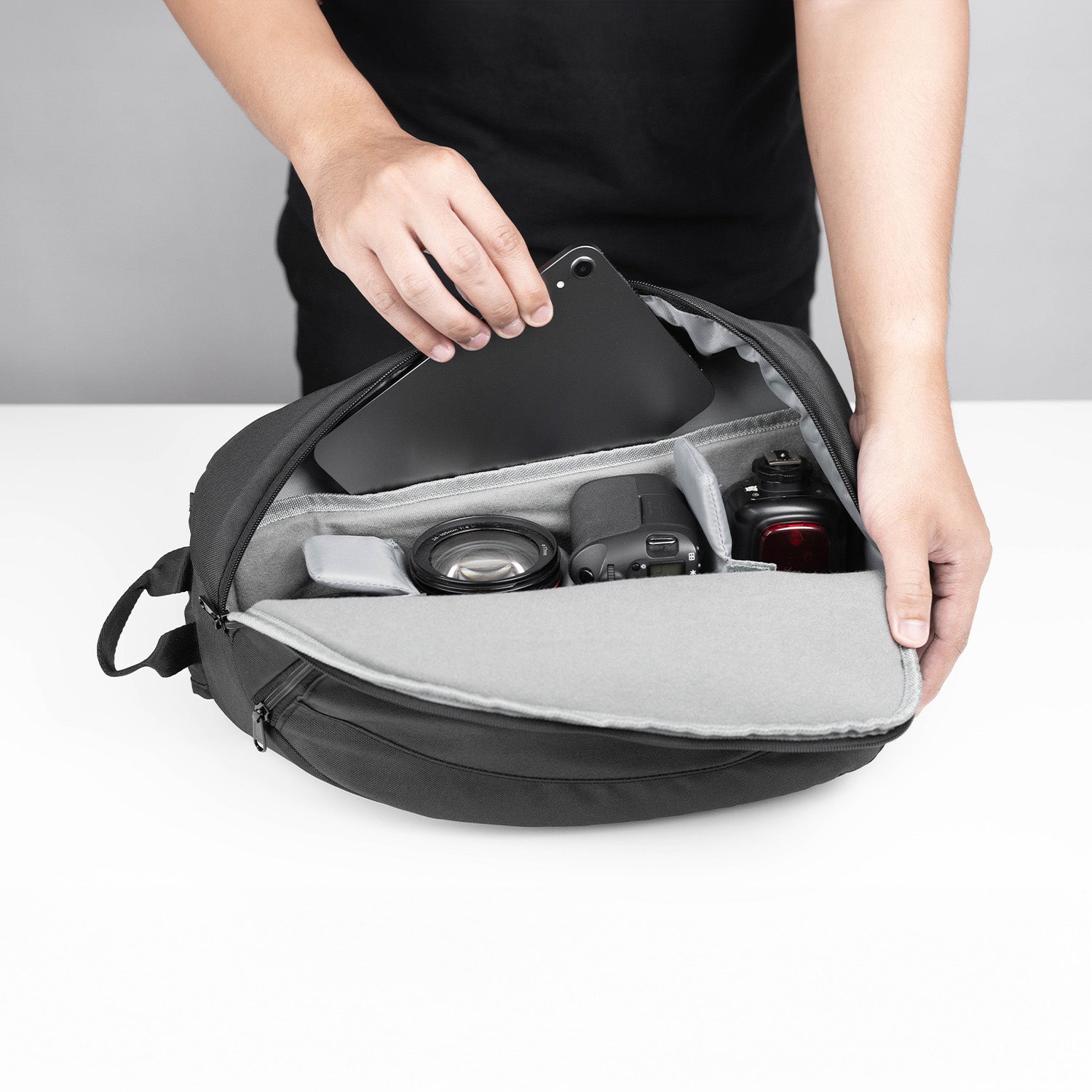 Sakka Camera Sling Bag